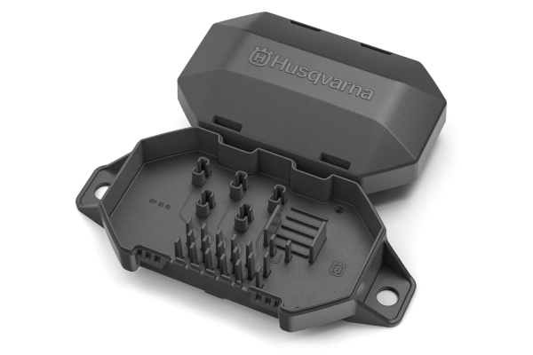 Connector protection box
